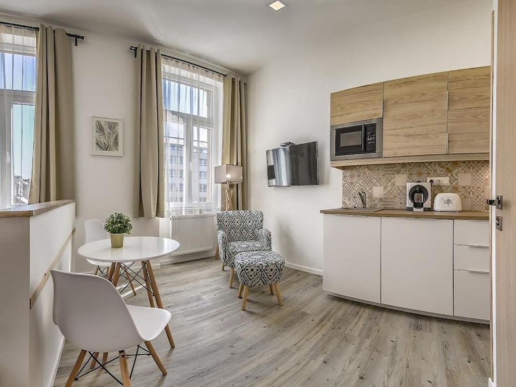 בודפשט Glam Downtown Apartments מראה חיצוני תמונה