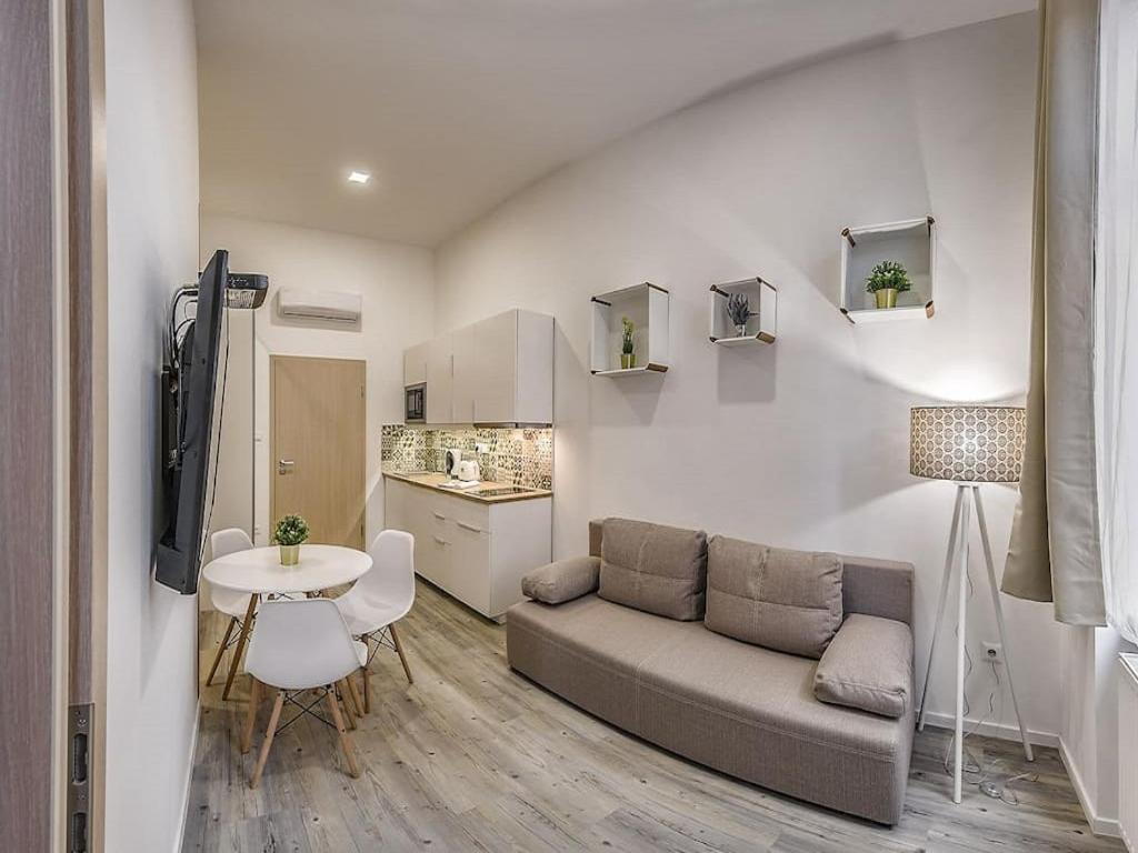 בודפשט Glam Downtown Apartments מראה חיצוני תמונה