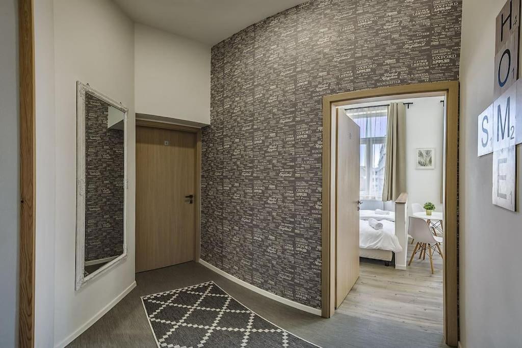 בודפשט Glam Downtown Apartments מראה חיצוני תמונה